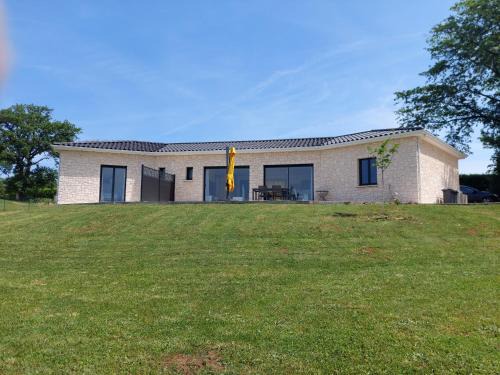 Salignac-Eyvignes House | Gite du chêne vert - Périgord