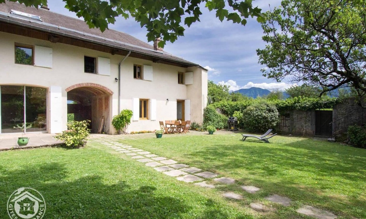 Saint-Jean-de-la-Porte House | Gite Du Porche in Saint-Jean-de-la-Porte, charming 3-star gîte Gîte de France