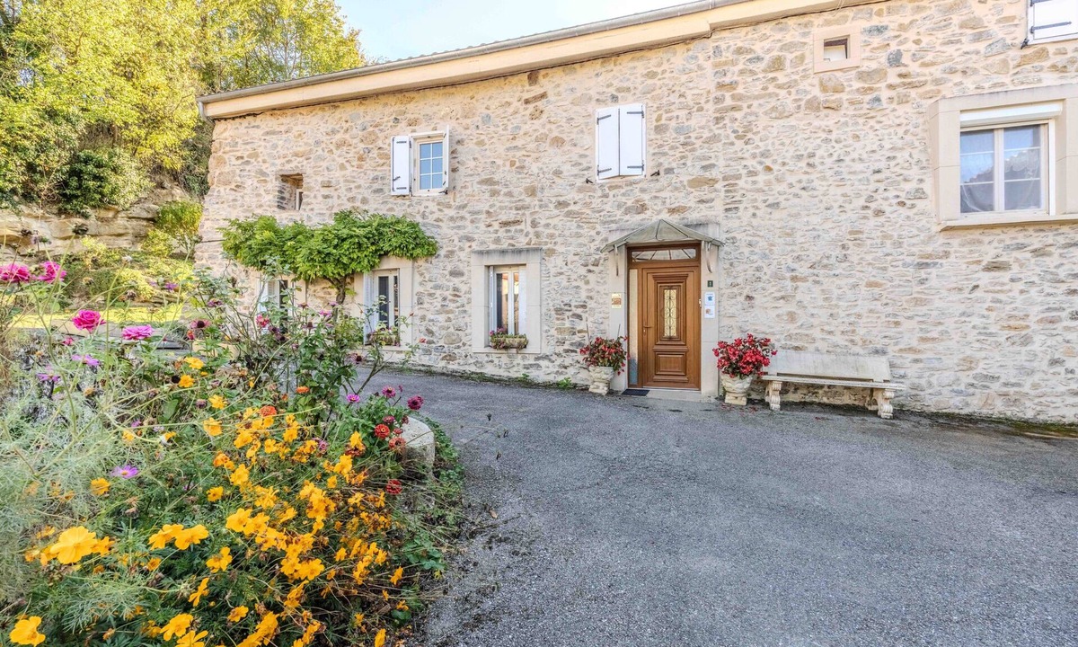 Carla-de-Roquefort Cottage | Gite du Moulin Ariège in Carla-de-Roquefort with Mountain View, Private Garden & AC