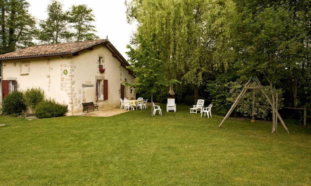 Uzeste House | Gite DU Moulin, 2078