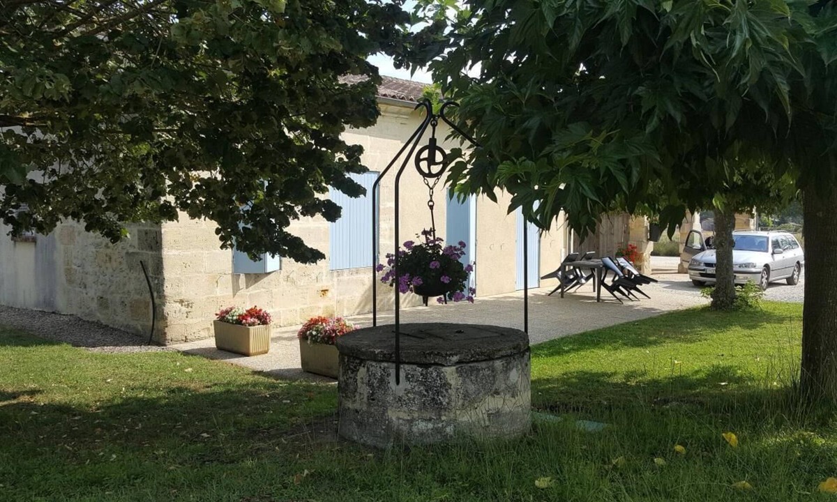 Marcenais House | Gite DU Moulin Borgne