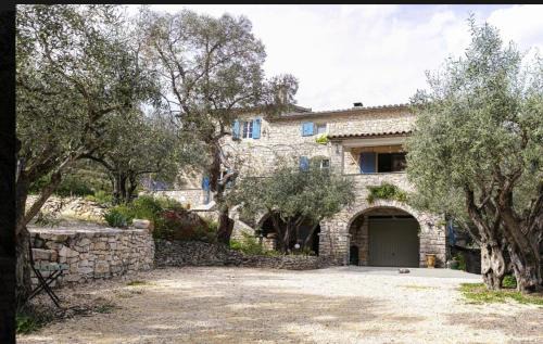 Vallon-Pont-d'Arc Apartment | Gite Du Mouredon