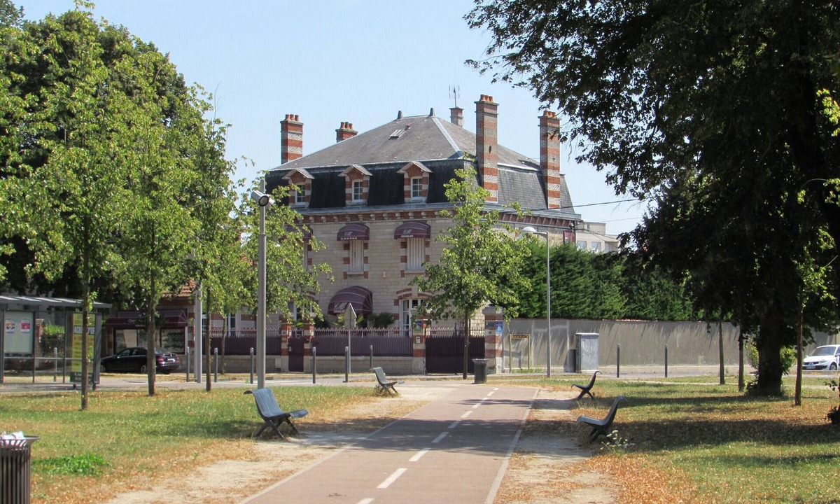 Vitry-le-Francois Cottage | Gîte-Ensuite with Bath-Tulipe RDC