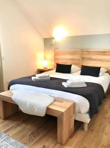 Saffloz House | Gite Fleur De Miel