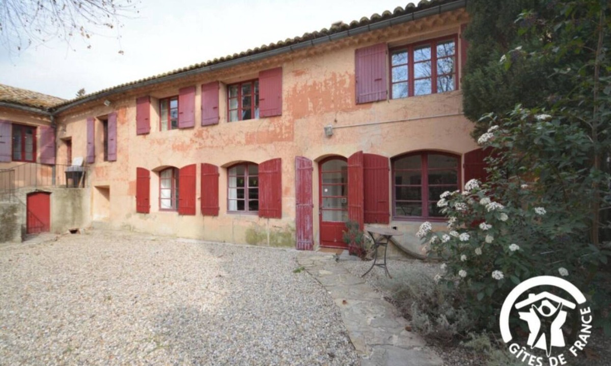 Mondragon House | Gite Grenache