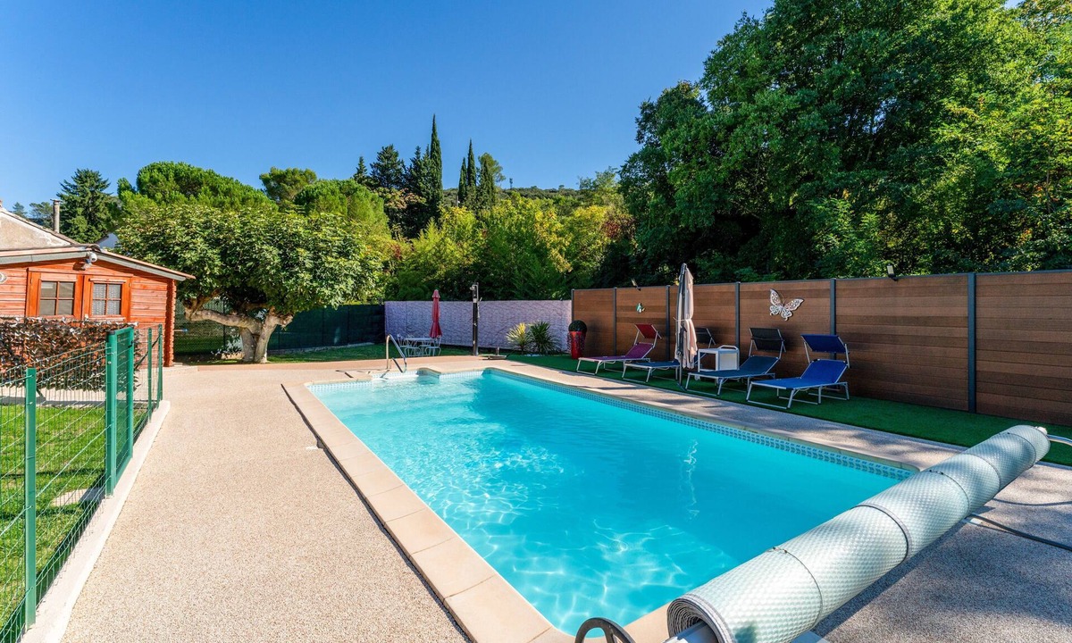Saint-Ambroix Bed & Breakfast | Gite - Guest Room l'Occitania 44m² - Room and Annex 55 m²