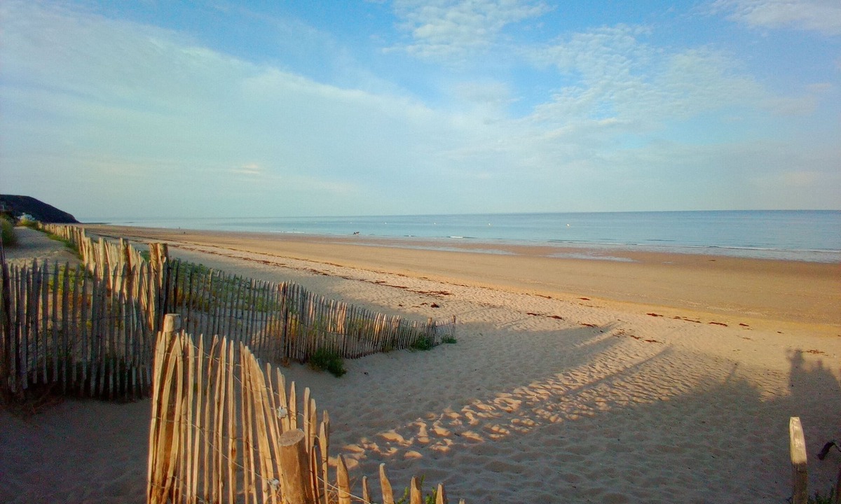 Jullouville-les-Pins Cottage | GITE L'ESCAPADE BORD DE MER