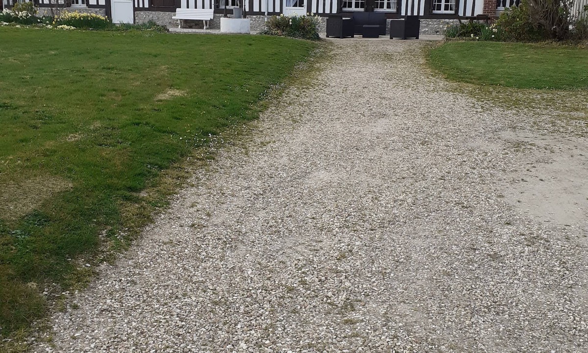 Saint-Martin-aux-Buneaux House | Gite LA Longere