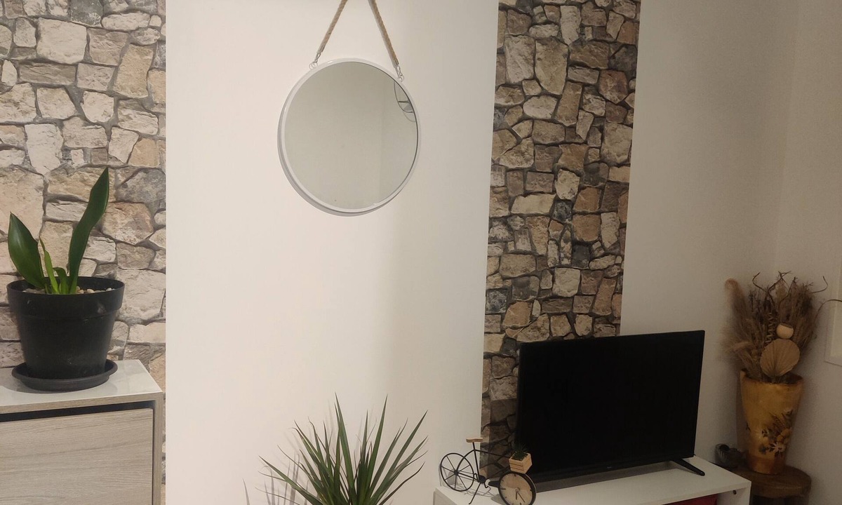 Romilly-sur-Seine Apartment | Gite l'olivier 2