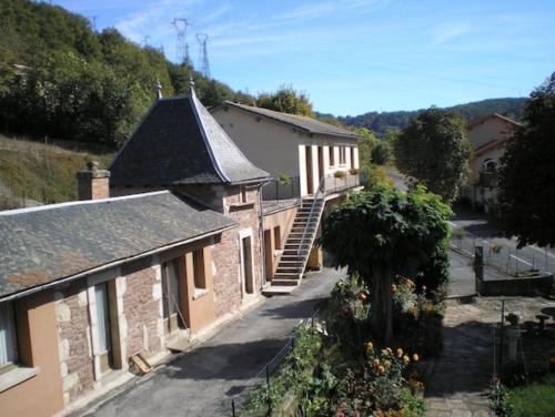 Saint-Victor-et-Melvieu House | Gite La Combe de Melvieu