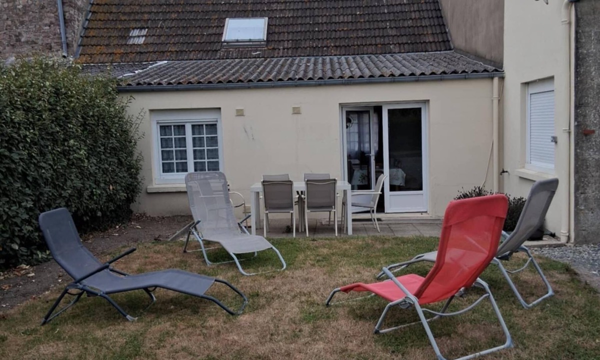 Creances House | Gite la créançaise, charming village house