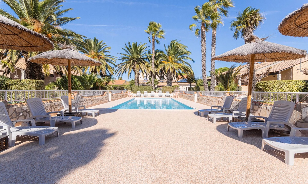 Roquefort-des-Corbieres House | Gîte La Capelle for 7 People, with Pool