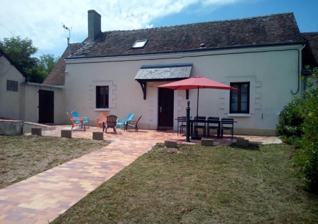 Artannes-sur-Indre House | GITE LA GRANDE AVALOUX