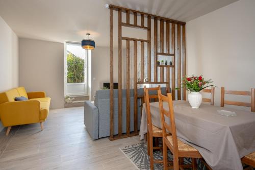 Les Abrets en Dauphine Apartment | Gite La Maison Du Soyeux Ga