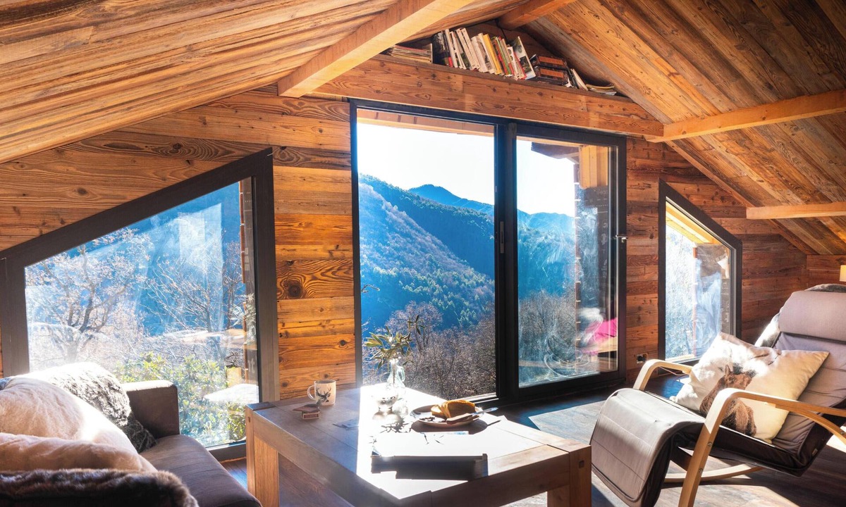Belvedere Cottage | Gîte "La Sittelle" with Mountain View, Wi-Fi, and Air Conditioning