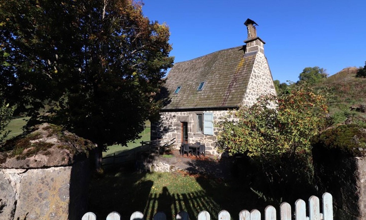 Laroquevieille Cottage | Gite Laroquevieille, 2 bedrooms, 4 persons