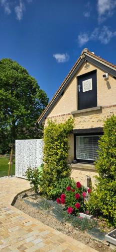 Champenard House | Gite "Le Cosy Fleuri"