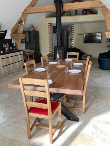 Necy House | Gite le long bois campagne charme 6 pers