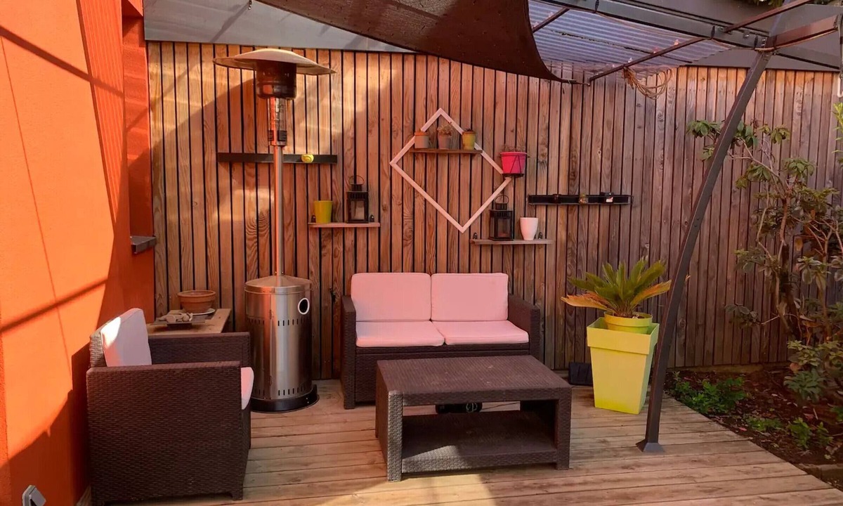 Jean Jaures Cottage | Gite Le Mans, 4 bedrooms, 8 persons