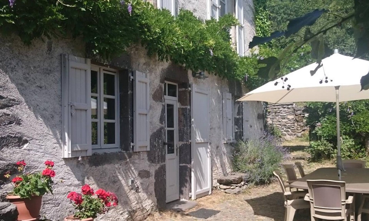 Le Monteil Cottage | Gite Le Monteil, 4 bedrooms, 8 persons