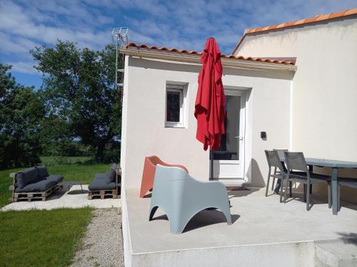 Saint-Lumine-de-Coutais Apartment | Gite les demoiselles