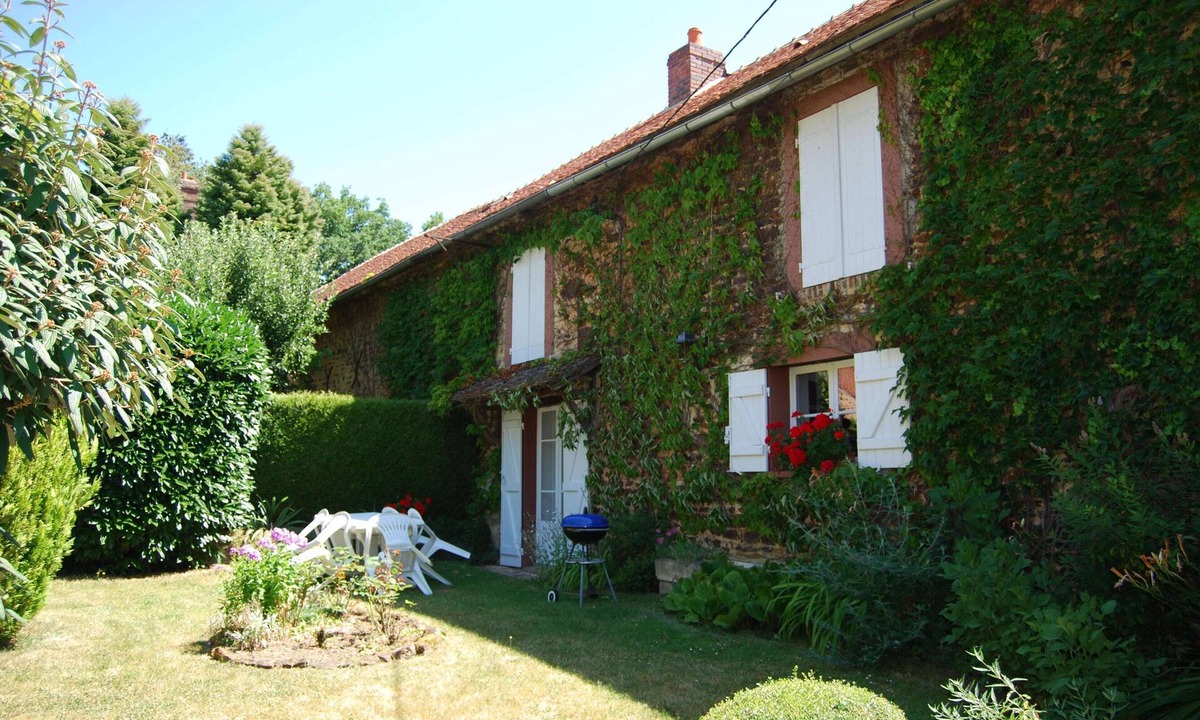 Diges House | Gite les Glycines