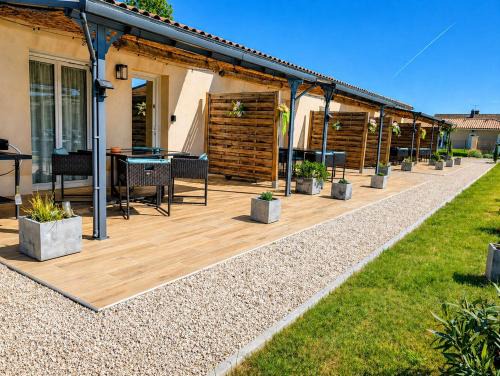 Cuisery Apartment | Gite Les Intemporels