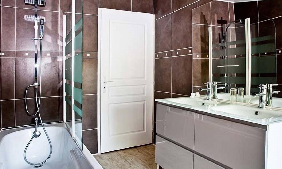 Vitry-le-Francois Cottage | GITE LES MOIGNOTTES NENUPHAR