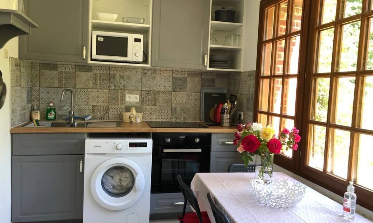 Eu House | Gite "Les Rosiers"