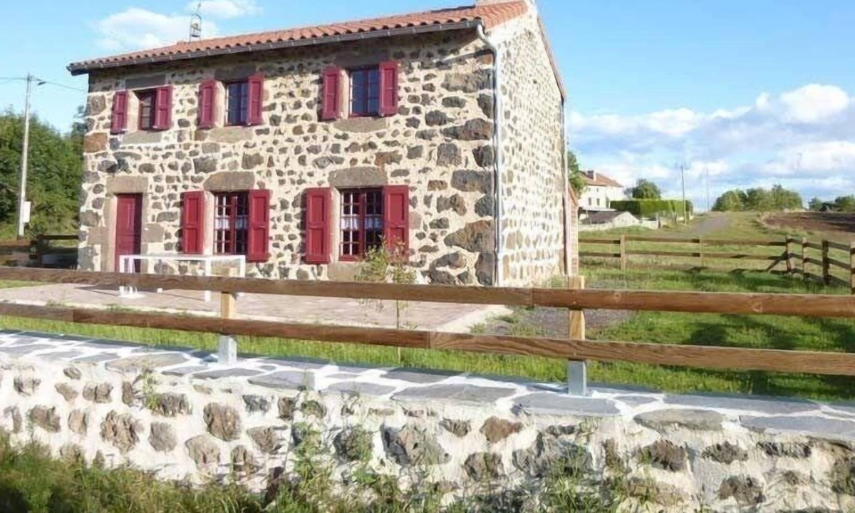 Lissac Cottage | Gite Lissac, 2 bedrooms, 4 persons