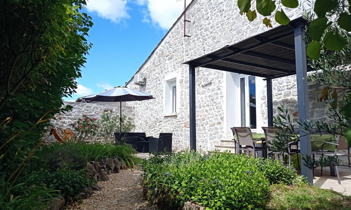 Saint Alban Auriolles House | Gite Lou Cagnard in the heart of the gorges of Ardeche.