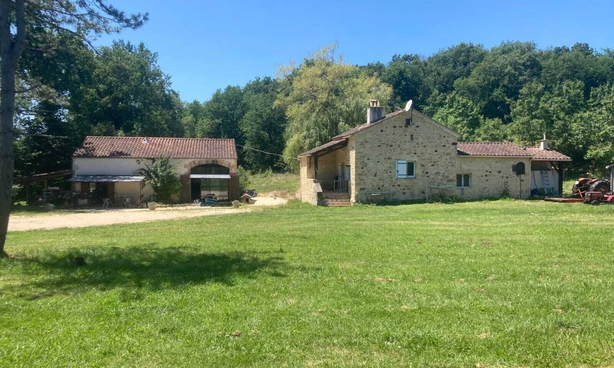 Paulhiac House | Gîte M, a pretty little 75 m2 stone house. (4/6 p)