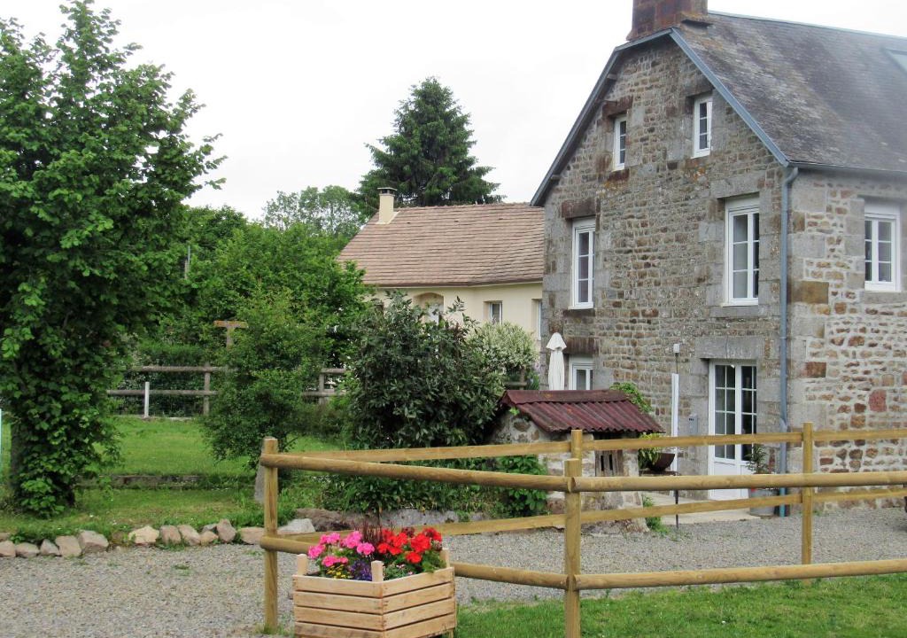 La Lande-Saint-Simeon House | gite Marlotte