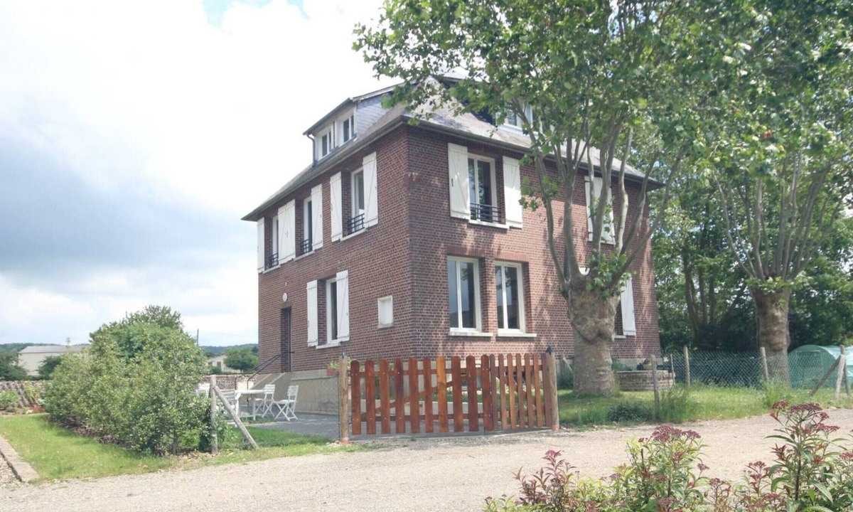Mesnieres-en-Bray House | Gite Mesnières-en-Bray, 3 bedrooms, 6 persons