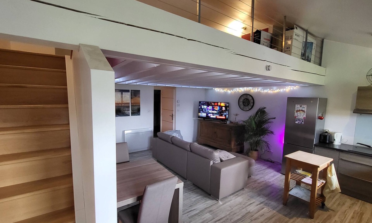 Moncel-sur-Seille Apartment | Gite Moderne et Calme