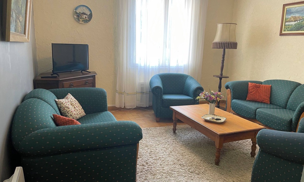 Moux Apartment | Gite "Montagne d'ALARIC B