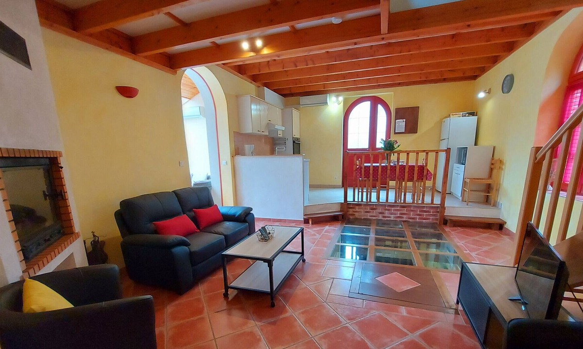 Montigne-le-Brillant Cottage | Gite Montigné-le-Brillant, 2 bedrooms, 4 persons