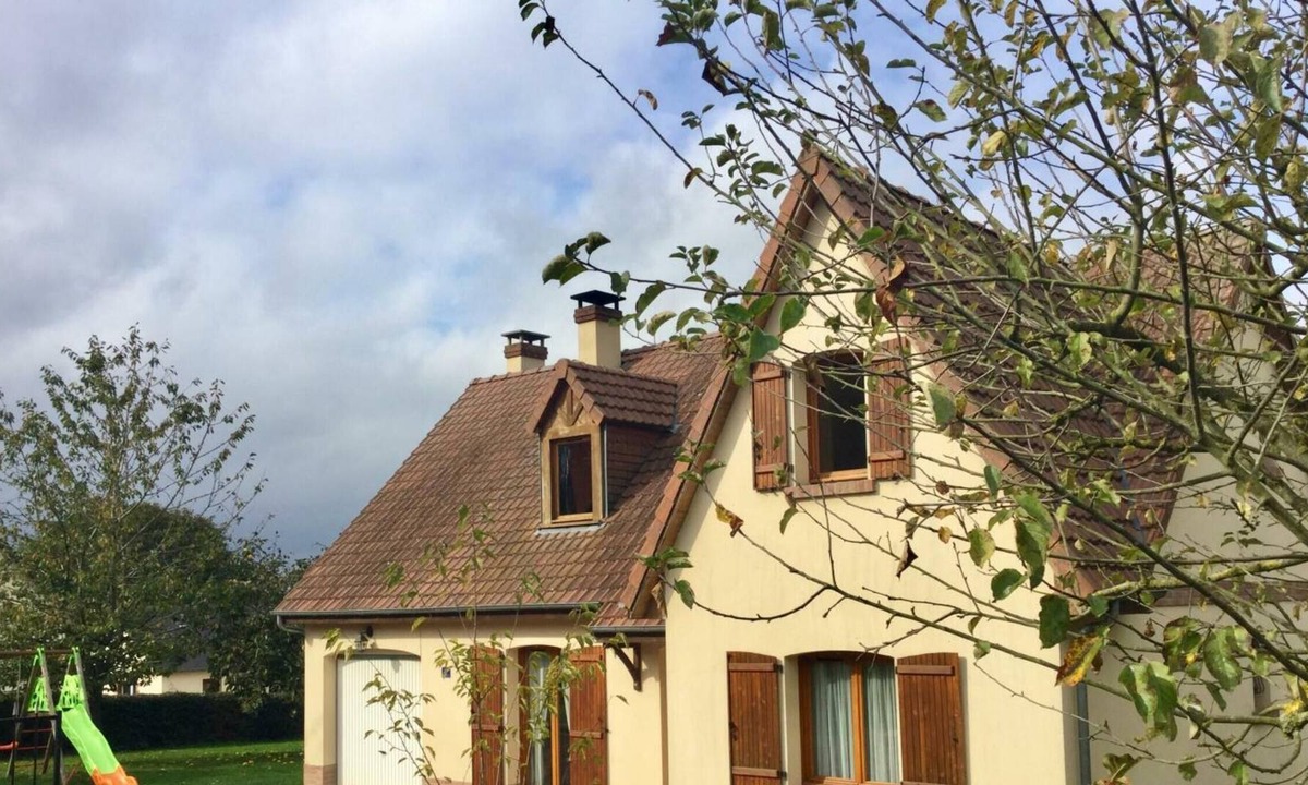 Mortemer House | Gite Mortemer, 4 bedrooms, 8 persons