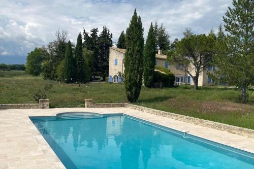 Saint-Michel-l'Observatoire House | Gite Nature & Bien-Être avec piscine
