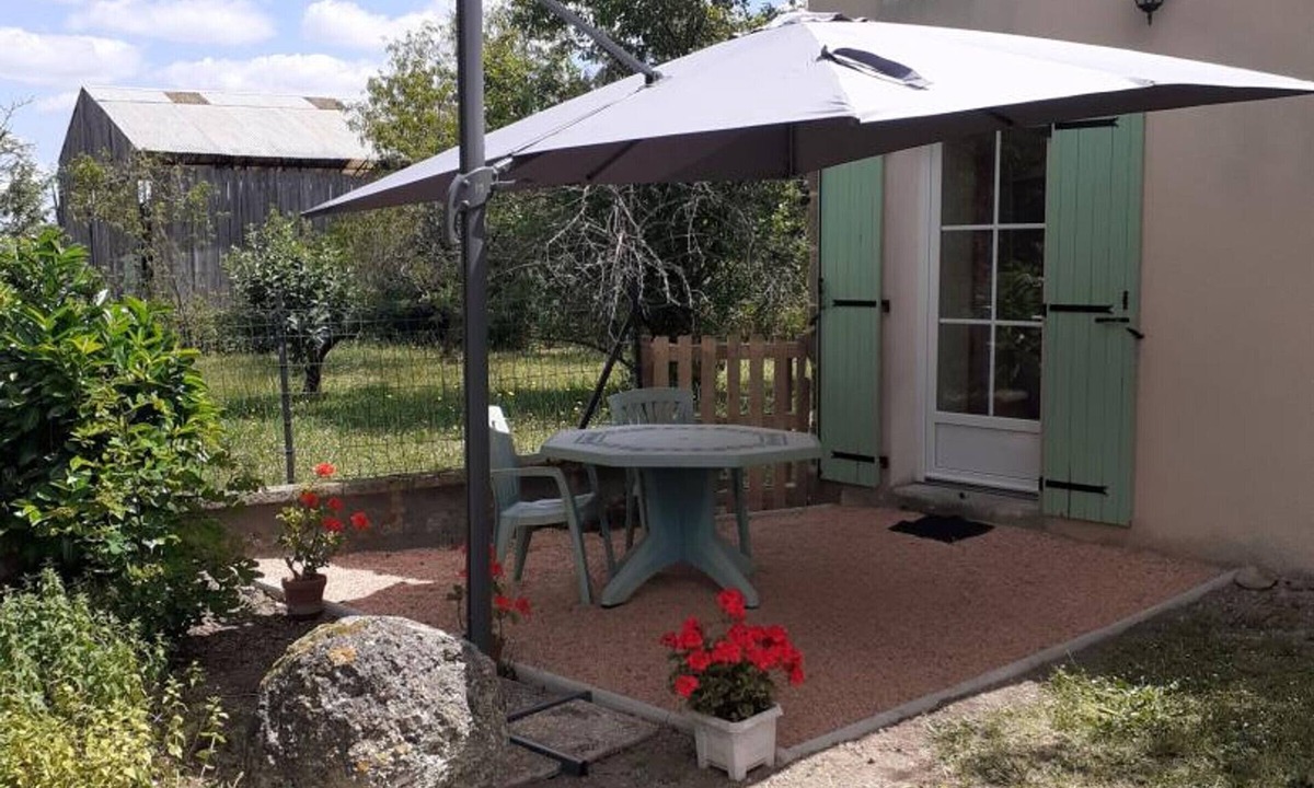Neuvy Cottage | Gite Neuvy, 1 bedroom, 2 persons