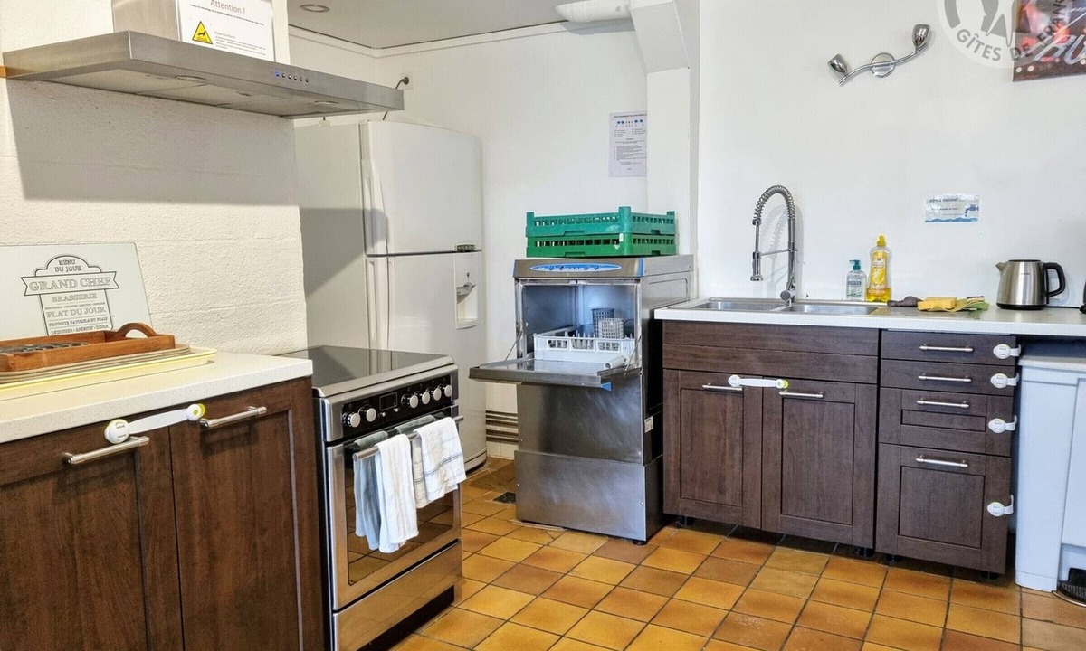 Nucourt Cottage | Gite Nucourt, 5 bedrooms, 14 persons