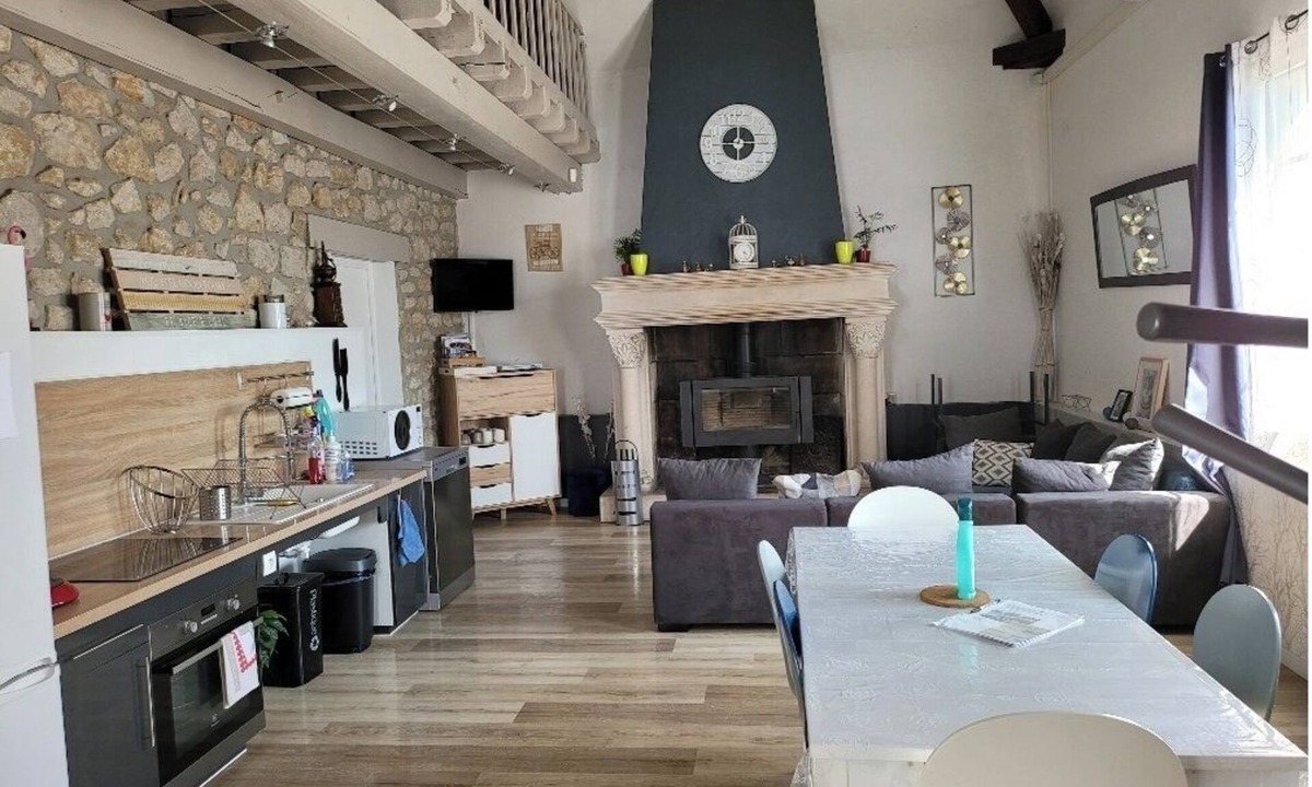 Sainte-Maure-de-Touraine House | GITE PMR 3* PISCINE Spa/Sauna Between FUTUROSCOPE BEAUVAL and CHATEAUX DE LA LOIRE