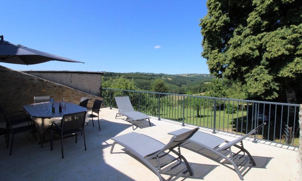 Pleaux Cottage | Gite Pleaux, 3 bedrooms, 6 persons