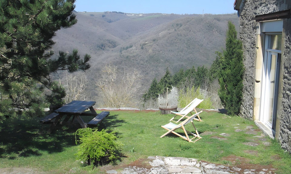 Broquies Cottage | Gite Puech de Costrix: Retreat in Nature, Isolated Hamlet