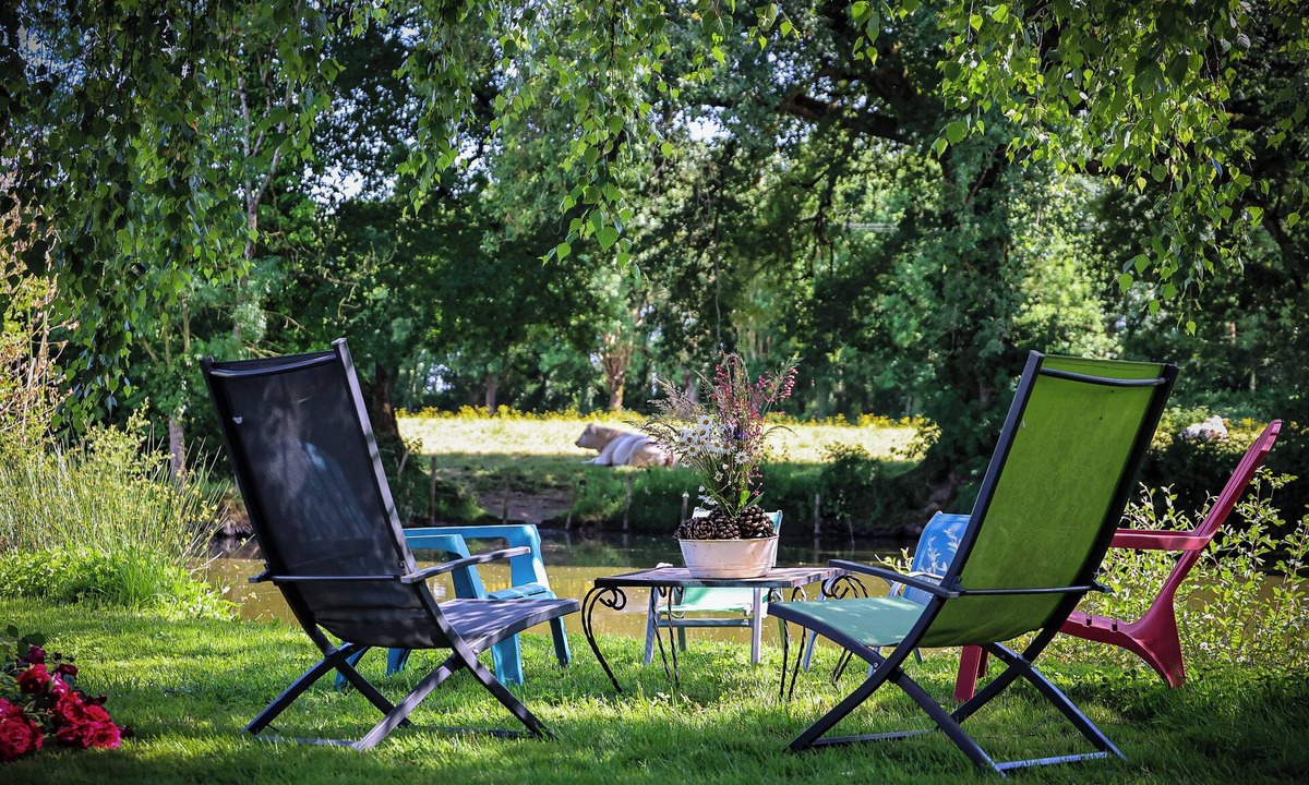 La Foret-sur-Sevre Bed & Breakfast | Gite Refuge des Deux Pins near Puy du Fou