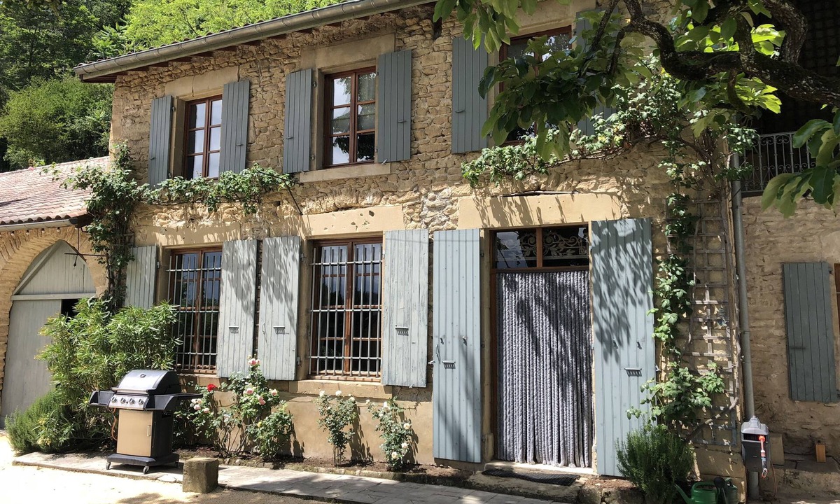 Charmes-sur-l'Herbasse House | Gite Rose Very Much Charming