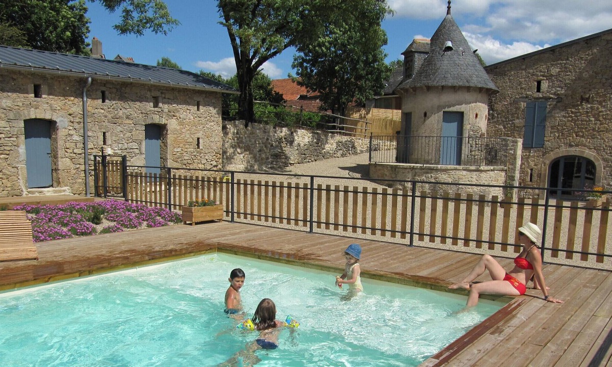 Roussennac House | Gite Roussennac, 4 bedrooms, 10 persons