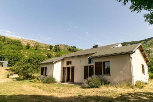 Dourbies House | Gite Saint Guiral en pleine nature
