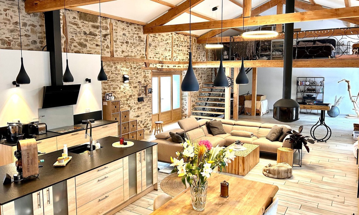 Saint-Vert House | Gite Saint-Vert, 4 bedrooms, 12 persons