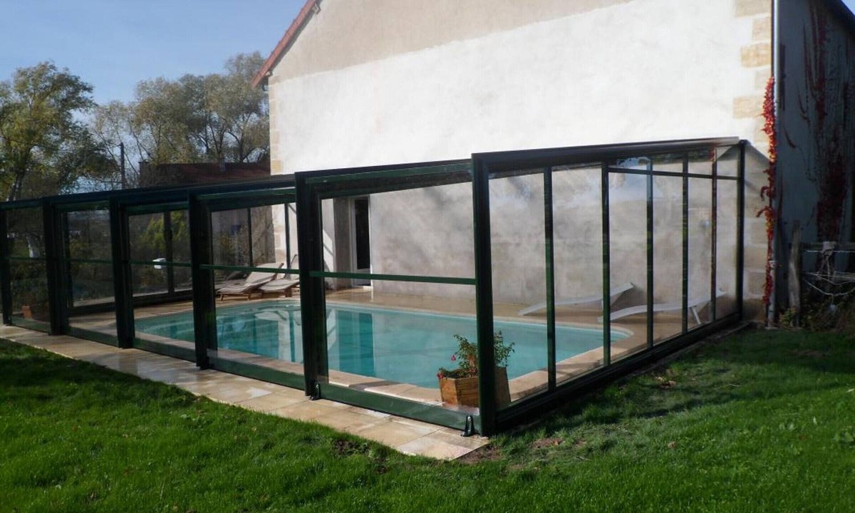 Souvigny Cottage | Gite Souvigny, 4 bedrooms, 10 persons